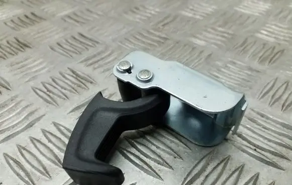 Skoda Superb B6 (3T) Tie down hook / loop 3T9867615B