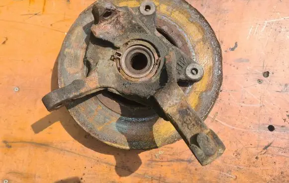 Renault Trafic II (X83) Front wheel hub 7701205692 7700561367 7700301615