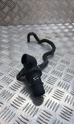 Mercedes-Benz A W169 Engine coolant pipe/hose