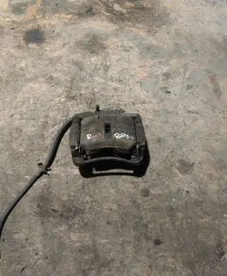 Nissan Qashqai Front brake caliper 