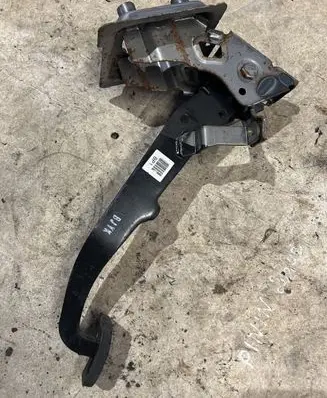 Hyundai Tucson JM Brake pedal 