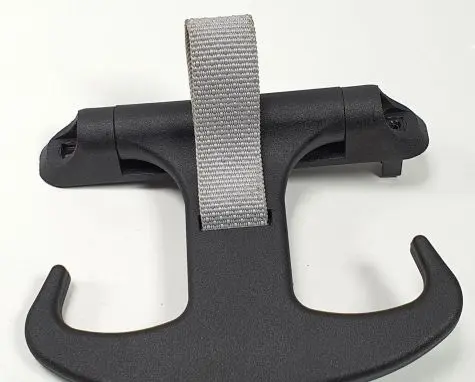 Mercedes-Benz E W212 Tie down hook / loop A2128100040