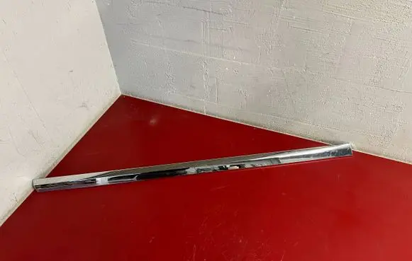 BMW X7 G07 Front door trim (molding) 7428687