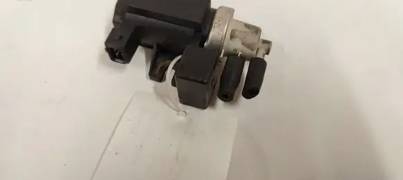 Hyundai Tucson JM Turbo solenoid valve 72190316