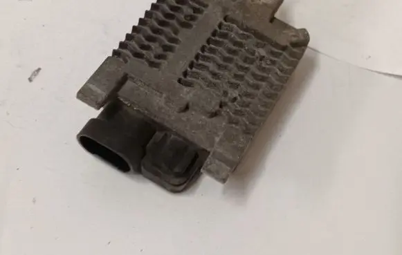 Ford Focus Coolant fan relay 940002906 500026503913