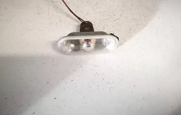 Volkswagen PASSAT B5.5 Front fender indicator light 1j0949117