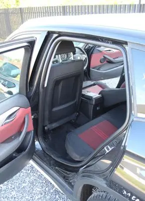 BMW X1 E84 Rubber seal sliding door (on door) 