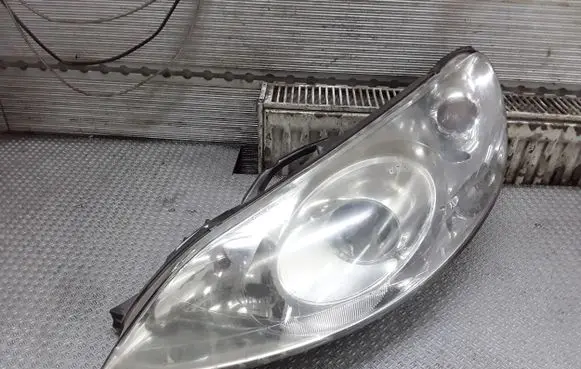 Peugeot 407 Headlight/headlamp