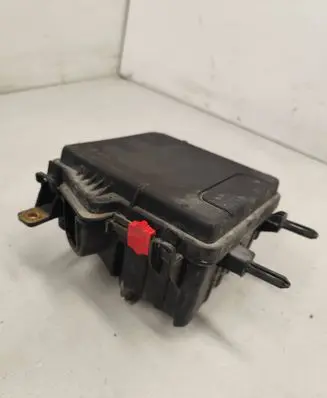 Renault Megane III Fuse box cover 284040002