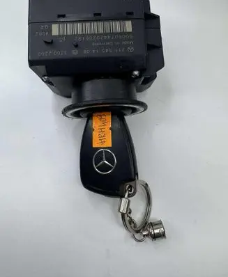 Mercedes-Benz E W211 Ignition lock 2115451408 33002209 5006074420206192