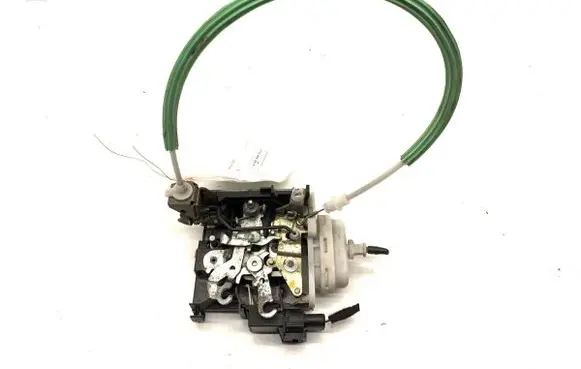 Audi A3 S3 8L Front door lock 8L1837015A