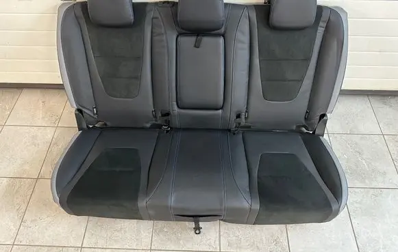 Ford Ranger Rear seat 