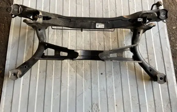 Skoda Superb B8 (3V) Rear subframe 3Q0505235T VWA8A612