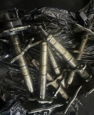 Audi A6 S6 C6 4F Fuel injectors set 