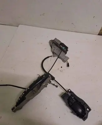 Citroen C6 Front door lock 9681330880 40517138