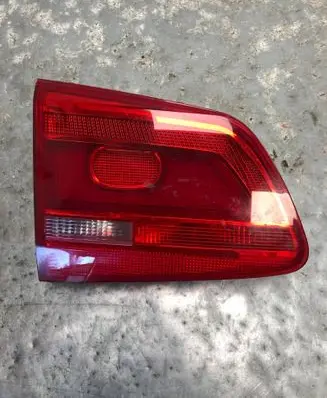 Volkswagen Touran II Tailgate rear/tail lights 1T0945093
