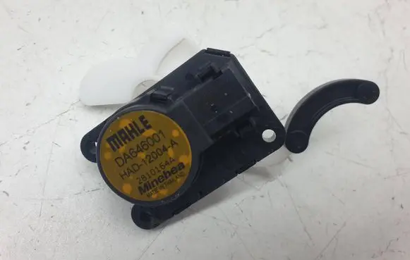 Chevrolet Volt II Air flap motor/actuator HAD12004A DA646001 2810164A