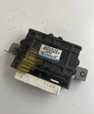 Mitsubishi Pajero Gearbox control unit/module MR528637 X471773