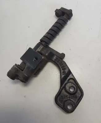 BMW 3 E46 Tailgate/trunk/boot hinge 8254016