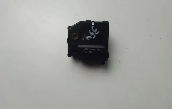 Lexus LS 460 - 600H Air flap motor/actuator 0638000940