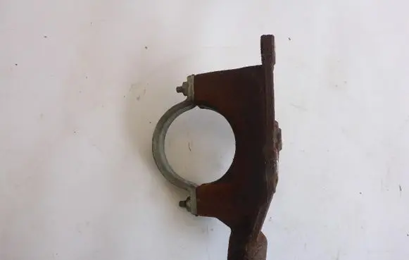 Ford Kuga II Driveshaft support bearing bracket 