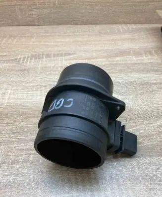 Volkswagen Golf VI Mass air flow meter 03G906461C 0281002735 CBD