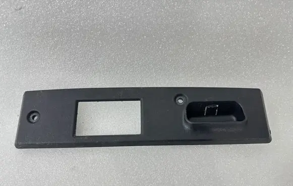Mercedes-Benz CLK A209 C209 Tailgate/boot lid lock trim A2037580002