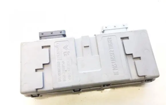 Peugeot 607 Other control units/modules 9638960380