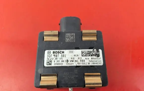 Volkswagen Passat Alltrack Distronic sensor radar 3QF907561