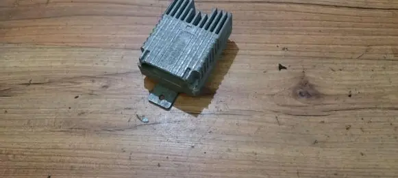Mercedes-Benz A W168 Other relay 0235456832 E5031004