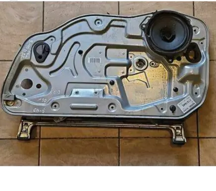 Volvo S40 Front door window regulator with motor 8679081