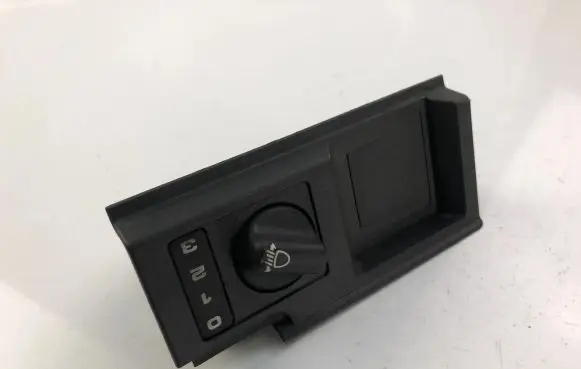 Light switch