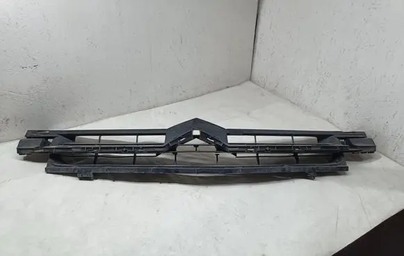 Citroen C6 Radiator trim 9647030977 PPMD20 1859902016