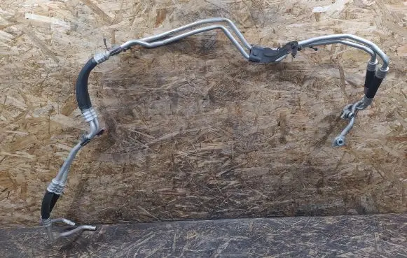 Alfa Romeo Stelvio Gearbox oil cooler pipe/hose 50553463