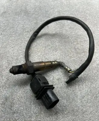 BMW 5 E60 E61 Lambda probe sensor 1928404682