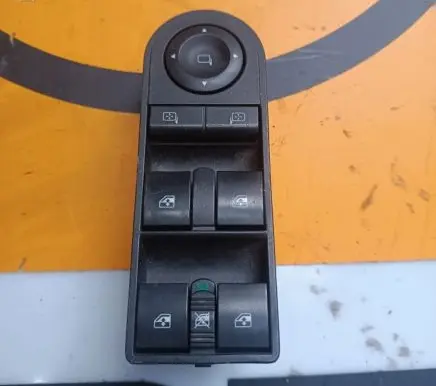 Opel Astra H Other switches/knobs/shifts 13228699