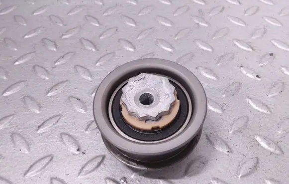Skoda Fabia Mk3 (NJ) Timing belt/chain tensioner 04E109479AA 04C109479H 04E109479A