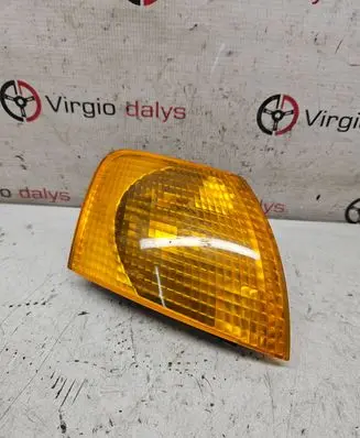 Volkswagen PASSAT B5 Front indicator light 3B0953050 4157