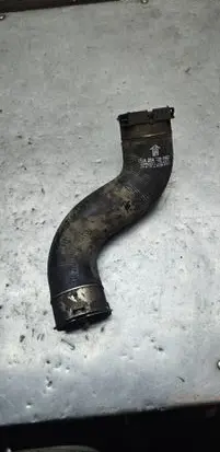 Mercedes-Benz E W212 Intercooler hose/pipe A2045281682