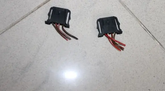 Volkswagen Golf Plus Sound system wiring loom 4D0972704 1PO035411