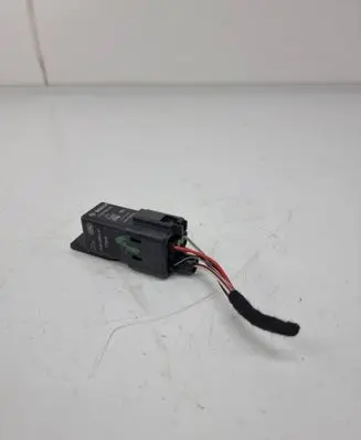 Jaguar F-Pace Glow plug pre-heat relay KX63189E2AA