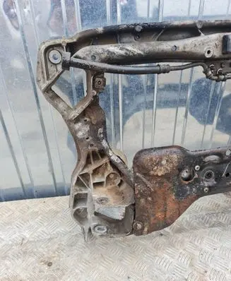 Mercedes-Benz C W203 Front axle beam 2036280637