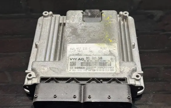 Audi A4 S4 B9 Engine control unit/module 8W0907115C 0261S15156 06L907309