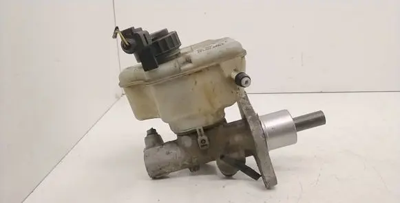 Skoda Octavia Mk2 (1Z) Master brake cylinder 1K1611301C 03350886321