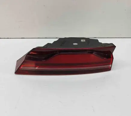 Jaguar F-Pace Tailgate rear/tail lights MK8313A421A MK8313A421B
