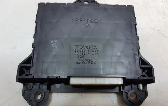 Toyota Prius (XW20) Climate control unit 8865047050