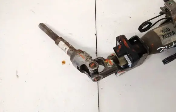 Toyota Avensis T250 Steering column universal joint