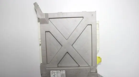 Lexus GS 250 350 300H 450H Fuse module 82730-30L30-B