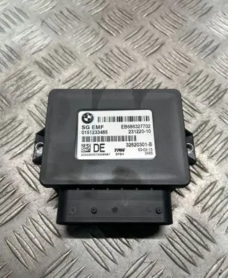 BMW X3 F25 Hand brake control module 6863277