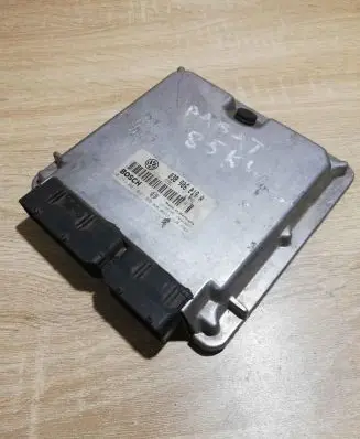 Volkswagen PASSAT B5 Engine control unit/module ECU 038906019a 0281001691